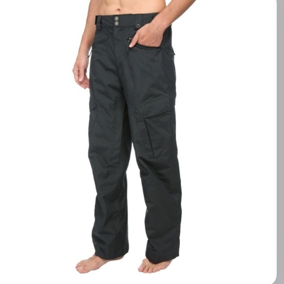 44.The North Face Monte Cryptic Cargo Pants